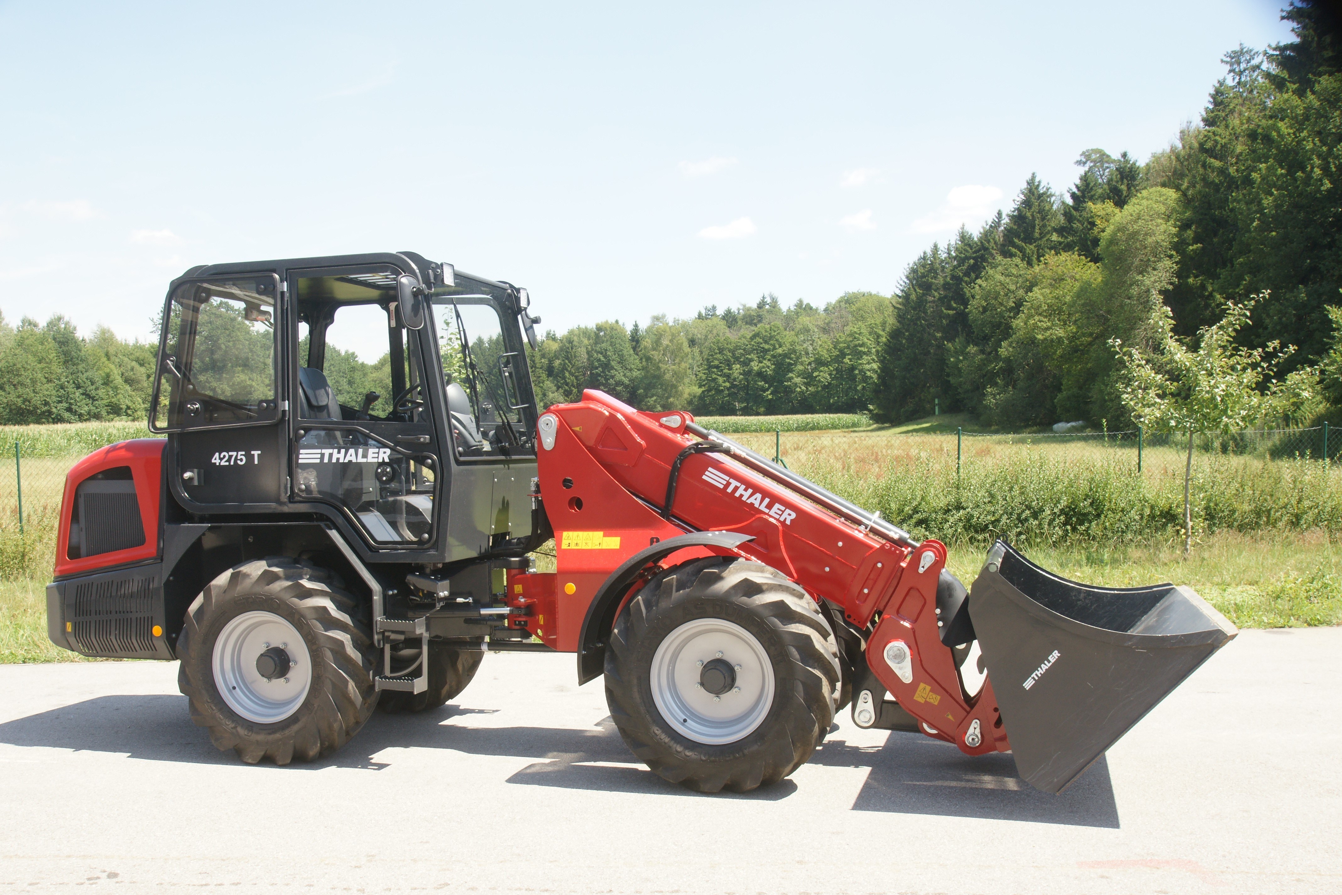 Thaler Radlader 4275 T mit Schaufel Thaler Radlader 4275 T mit Schaufel